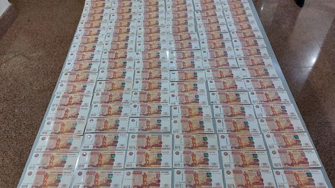 Бухорода 700 минг Россия рублини хорижга ноқонуний олиб чиқишга уринган шахс қўлга олинди