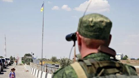 Rossiyada chegarachilar fuqarolarga mamlakatdan chiqishni taqiqlay boshladi
