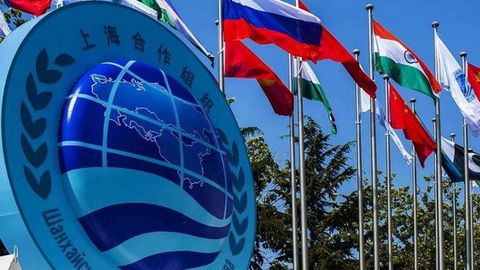 «ШҲТнинг илғор ғоялари ва тинчликсеварлиги ташкилот аъзолари сафини кенгайтирмоқда» — эксперт