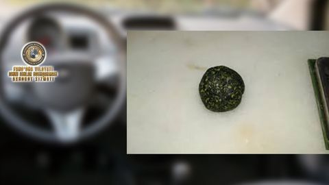 Фарғонада 17 ёшли боланинг машинасидан гиёҳванд модда топилди