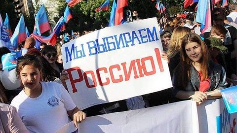 Киев референдумларда қатнашганлар озодликдан маҳрум этилиши ҳақида огоҳлантирди