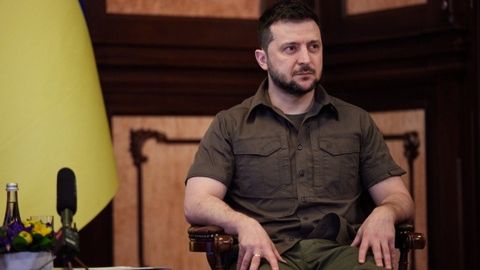 Ukraina xavfsizlik kafolatlari haqidagi shartnoma loyihasini ishlab chiqdi. U harbiy zarar qoplanmagunicha, Rossiyaga qarshi sanksiyalarni bekor qilmaslikka chaqirdi