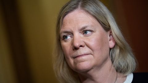 Швеция бош вазири сайловдаги мағлубиятини тан олди ва истеъфога чиқишга қарор қилди