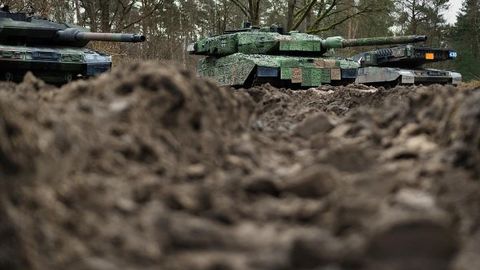 Zelenskiy Germaniyadan tanklar yetkazib berishni so‘radi