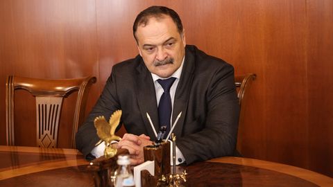 Доғистон раҳбари Киевни сафарбарликка қарши намойишларни тайёрлашда айблади