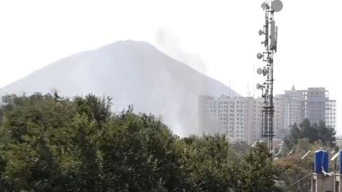 Kobuldagi masjidda juma namozi chog‘ida portlash yuz berdi, qurbonlar bor (video)