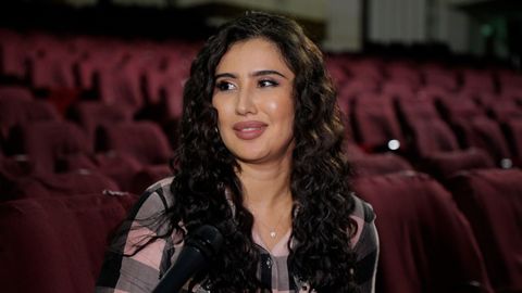 Nargiza Salmonova erining roziligi bilan “Bravo” a’zosi bo‘lgani, afsuslangan roli va Turkiya kinosidagi puxtalik haqida (video)
