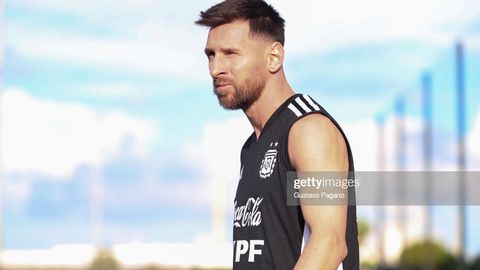 Lionel Messi “Barselona” prezidenti bilan qo‘ng‘iroqlashgan. Futbolchi kataloniyaliklar safiga qaytishi mumkin