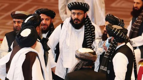 “Tolibon” AQSHning afg‘on zaxiralarini Shveysariyaga o‘tkazish qarorini qoraladi va buni xalqaro huquqni buzish deb atadi