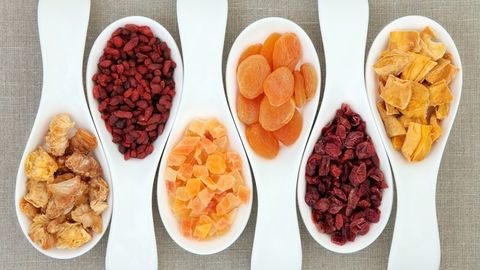Қуритилган меваларнинг инсон организмига қандай фойда ва зарари бор?