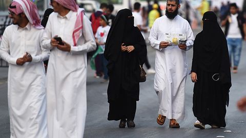 Saudiyalik erkak 43 yil davomida 53 marta uylandi