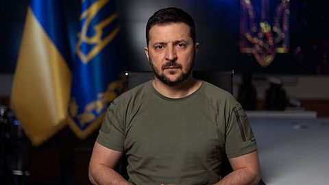 Зеленский Исроил ҳукуматини урушда ким томонда бўлишни ҳал қилишга чақирди