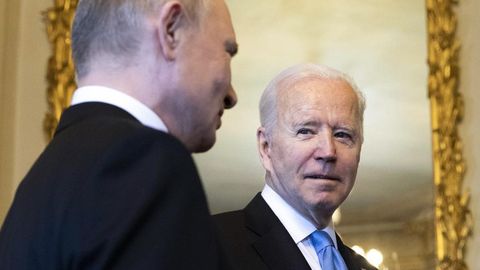 Байден G20 саммитида Путин билан учрашишни истисно қилмади
