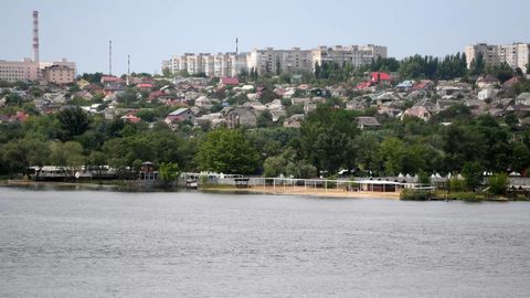 Rossiya o‘zi bosib olgan Xerson viloyatidan “bir necha ming bolalarni” olib ketgan
