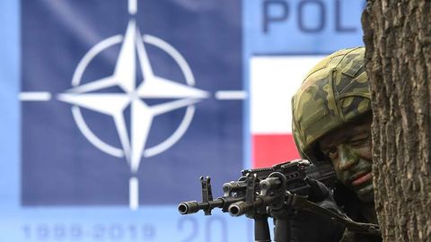 АҚШ Польшага ядро қуроли жойлаштиришни режалаштирмаяпти