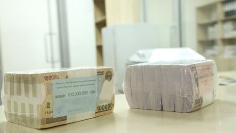 Самарқандда банк собиқ бош мутахассиси 422 млн сўмни фирибгарлик йўли билан қўлга киритгани аниқланди