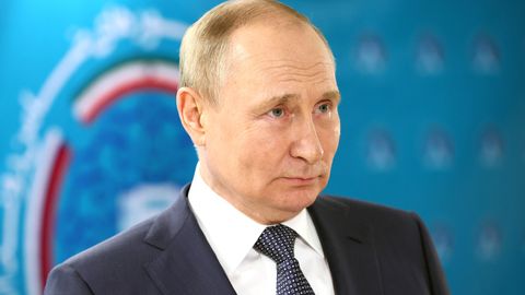Putin yana Rossiya konstitutsiyasini o‘zgartirdi. Bu safargi o‘zgarish bosib olingan hududlarni “Rossiyaga qabul qilish” uchun