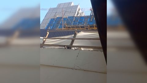 Qurilish vazirligi Toshkentdagi fuqarolar noroziligiga sabab bo‘layotgan ko‘p qavatli bino yuzasidan ma’lumot berdi