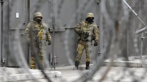 Энергодар HIMARS билан ўққа тутилди. Украина қўшинлари Запорожье АЭСни эгаллаб олишга урингани айтилмоқда