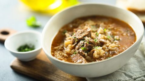 Mol go‘shti va bulgurdan mazali sho‘rva tayyorlaymiz