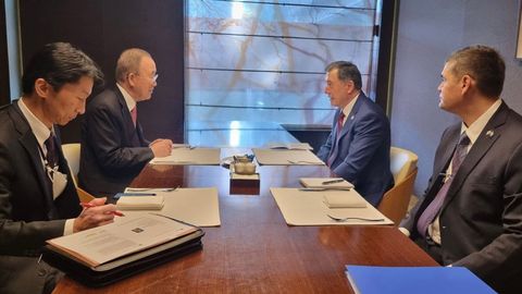 Vladimir Norov BMTning sobiq bosh kotibi Pan Gi Mun bilan uchrashdi