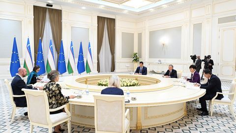 Shavkat Mirziyoyev va Yevropa kengashi prezidenti so‘z erkinligini ta’minlash masalasini muhokama qildi