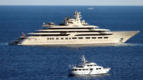 Germaniyada “Alisher Usmonovning yaxtasi”dan 5 mln yevrolik 30 ta kartina musodara qilindi