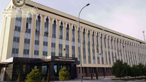 Farg‘onada ayol o‘zini IIB binosi oldida yoqib yubormoqchi bo‘ldi