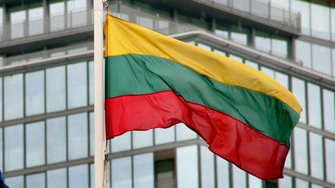 Litvada ham rus tilini o‘qitishdan voz kechish taklif qilindi