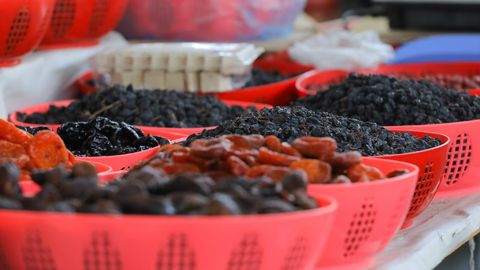 Omani company to scale up dried fruits import from Uzbekistan