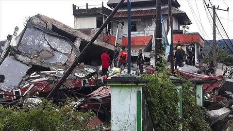 Indonesia earthquake death toll climbs to 46