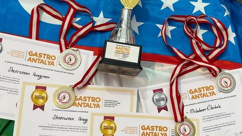 Uzbek chefs bring two gold and two silver medals from Turkey