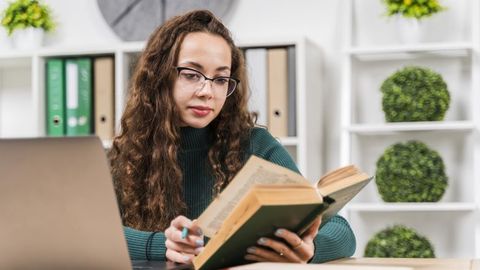 Uzbek-language learners to benefit from new textbooks&nbsp;