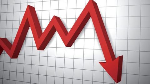 'Euro zone inflation drops, bolstering hopes for smaller ECB hike&rsquo;, Reuters