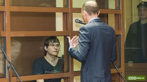 Perm universitetida ommaviy qotillik sodir etgan talaba uchun prokuror umrbod qamoq jazosi berishni so‘radi