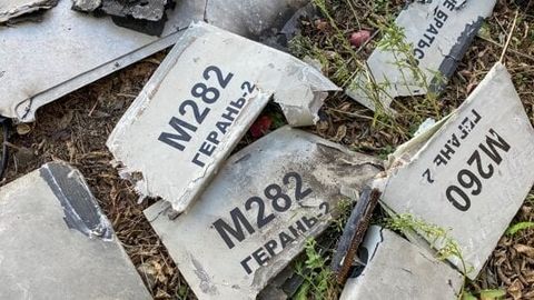 Rossiya dronlar evaziga Eronga 140 mln yevro naqd pul va qo‘lga olingan G‘arb qurollarini yuborgan — OAV