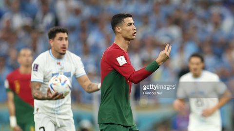 ФИФА Роналду Уругвайга қарши баҳсдаги биринчи голни урмаганини тасдиқлади