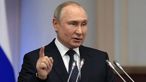 ISW: Путин Россия қўшинларининг Украинадаги муваффақиятсизликлари учун жавобгарликни бошқаларга тўнкашга уринмоқда
