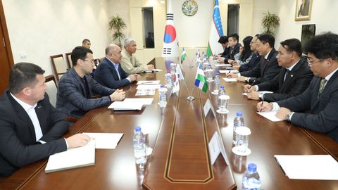 Нурафшонда Жанубий Корея стандартлари асосида турар-жой мажмуаларини қуриш муҳокама қилинди