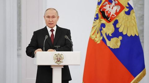 «Ҳа, биз буни қиляпмиз, лекин Қрим кўпригига ким зарба берди?» Путин — Украина энергетика объектларига зарбалар ҳақида
