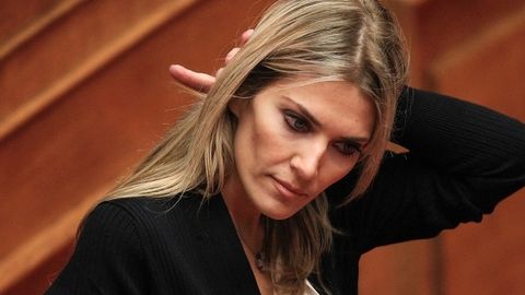Yevroparlament vitse-prezidenti Qatardan pora olganlik haqidagi ish bo‘yicha qo‘lga olindi