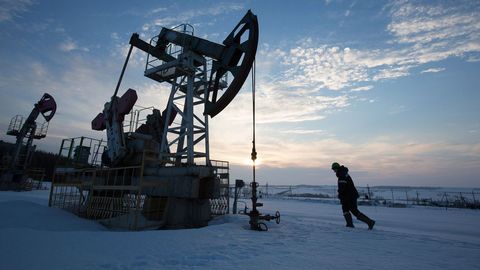 Европа Иттифоқи Россия нефти учун 60 долларлик нарх чегарасини белгилашга келишиб олди