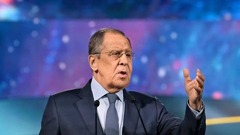 Лавров: «Вашингтон Россия президентини жисмоний жиҳатдан бартараф этиш билан таҳдид қилмоқда»