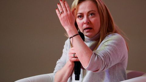 Италия бош вазири аҳолидан Украина билан бирдамлик сифатида электр энергиясини ўчиришни сўради