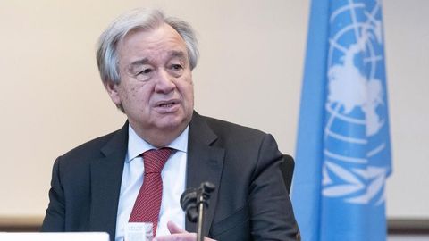 АҚШ БМТ раҳбариятини Россия таҳдидларига ён бераётганликда айблади