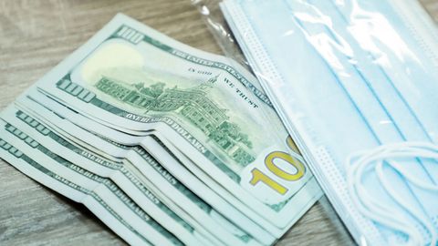 Qashqadaryodagi tumanlarning birida bosh shifokor 500 dollar pora bilan qo‘lga tushdi