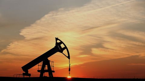 Ғарбнинг Россия нефтига қарши санкциялари кучга кирди