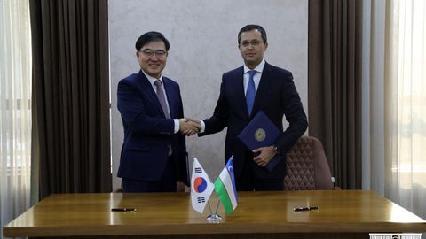 Молия вазирлиги ва Корея фонд биржаси ўртасида ҳамкорлик меморандуми имзоланди