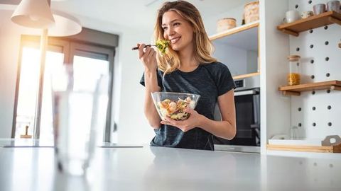 Ошқозон ҳажмини кичрайтиришга ёрдам берадиган биргина лайфхак