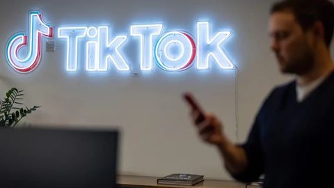 TikTok xodimlari noqonuniy tarzda foydalanuvchilar ma’lumotini olgani ma’lum bo‘ldi